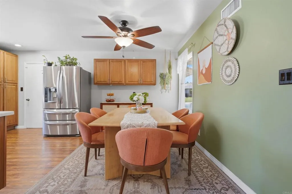 https://cdn.realtyfeed.com/cdn/127/306700670/1e8b106dfcdd759724dd33eca0775aba.webp