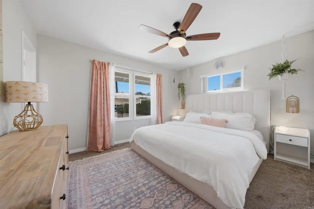https://cdn.realtyfeed.com/cdn/127/306700670/486cf0932362a24fed896a469ccc3e88.webp