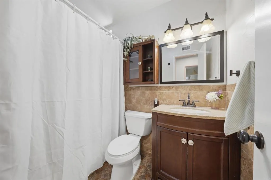https://cdn.realtyfeed.com/cdn/127/306700670/d3d378682981cf135e72c43b487faa29.webp