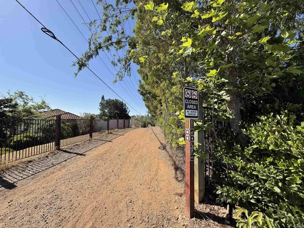 https://cdn.realtyfeed.com/cdn/127/306700677/2e9a899576eb0598425f0a89a33d396a.webp