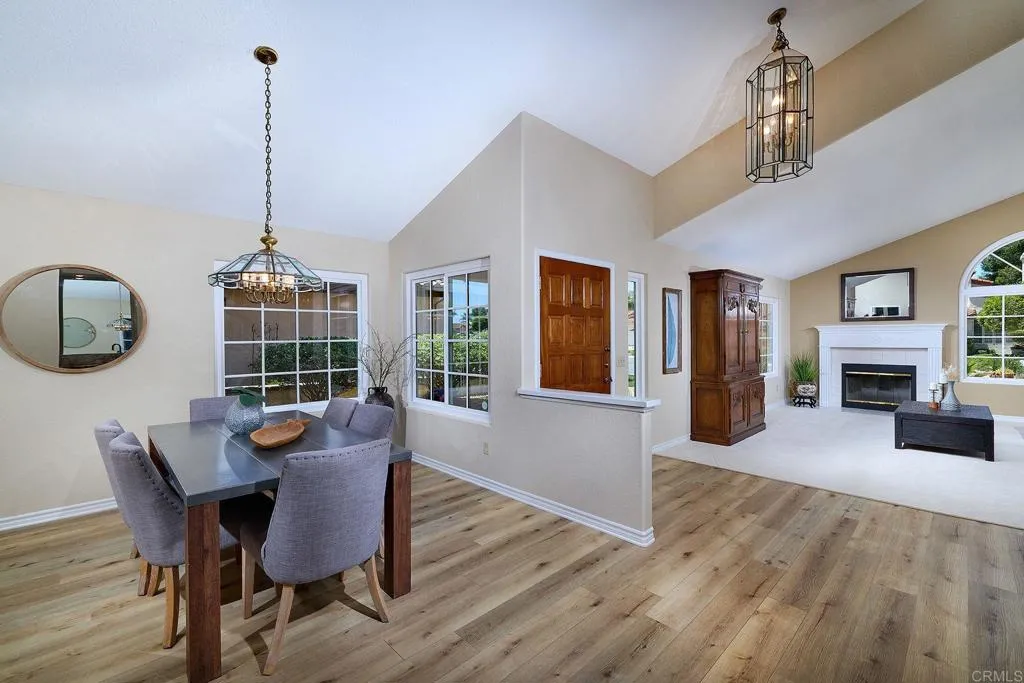 https://cdn.realtyfeed.com/cdn/127/306700692/44be2ba39e957e341635dc21a39a5c26.webp