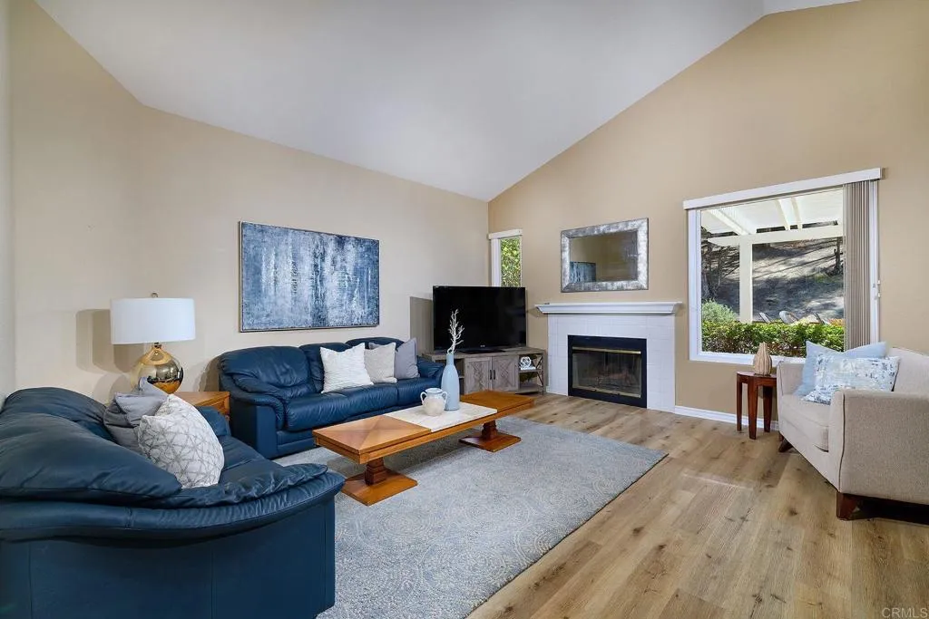 https://cdn.realtyfeed.com/cdn/127/306700692/56b4e552fa1e0185c9b2673e540beb78.webp