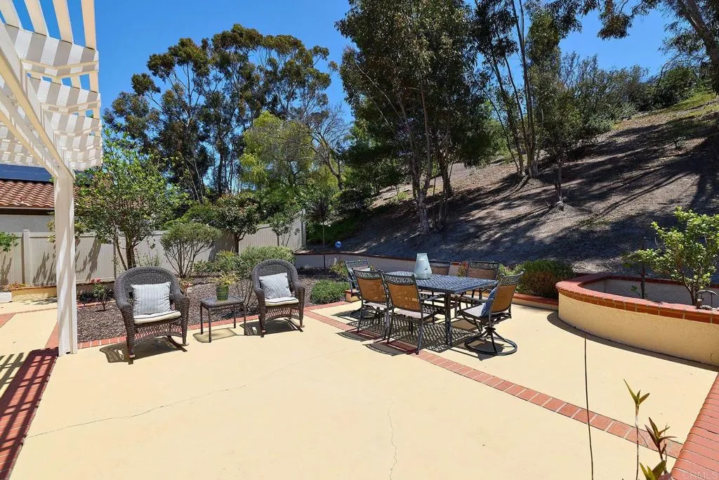 https://cdn.realtyfeed.com/cdn/127/306700692/c4354dd123e07fd70d40e9b5178f94ab.webp