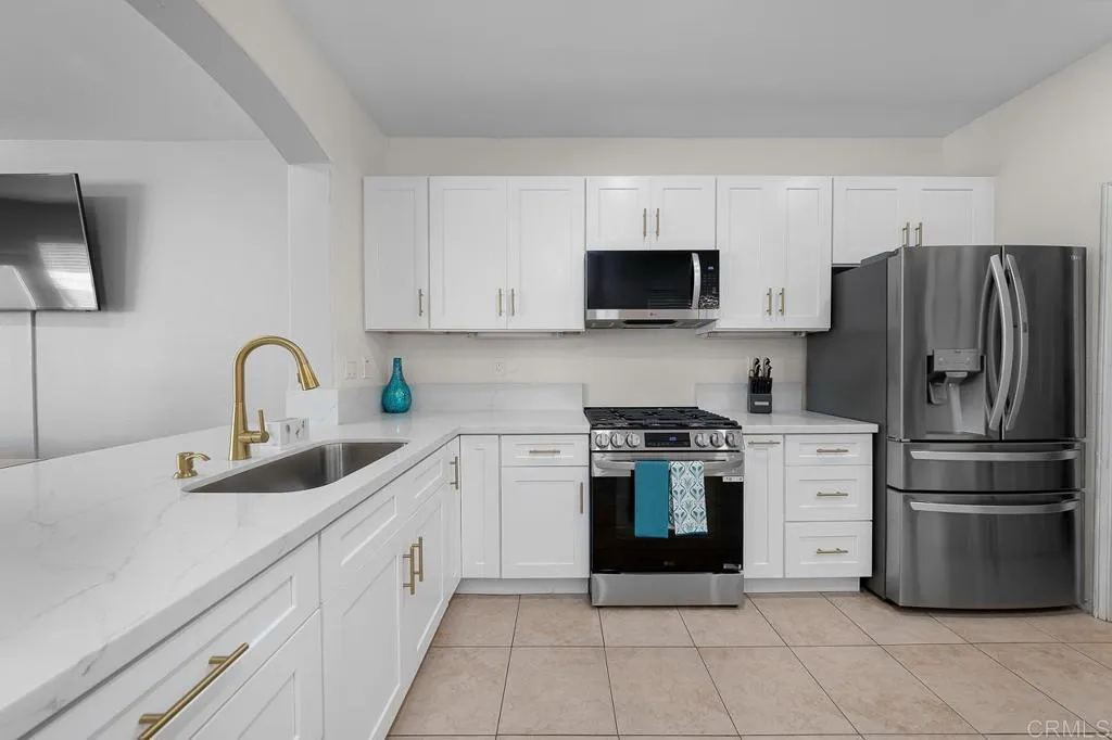 Photo #8: PTP2603031 Listing: Photo #8