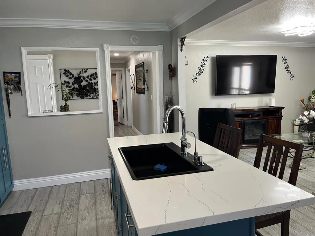 https://cdn.realtyfeed.com/cdn/127/306700718/1de6cac311368175c98ab9358d10798c.webp