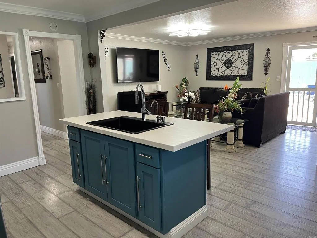 https://cdn.realtyfeed.com/cdn/127/306700718/2cbce3d95c10889ed68fa31433be1914.webp