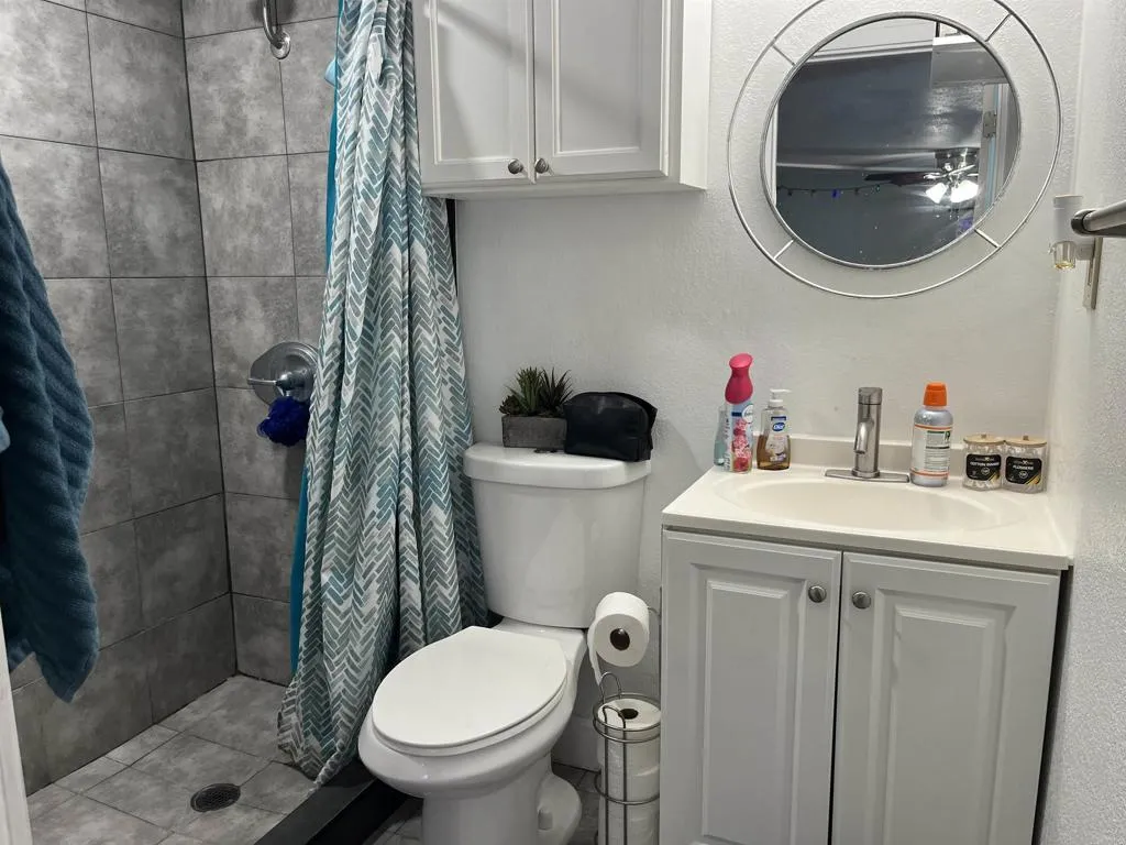 https://cdn.realtyfeed.com/cdn/127/306700718/392d8ad1496d1774d8b8e168d6b4c527.webp