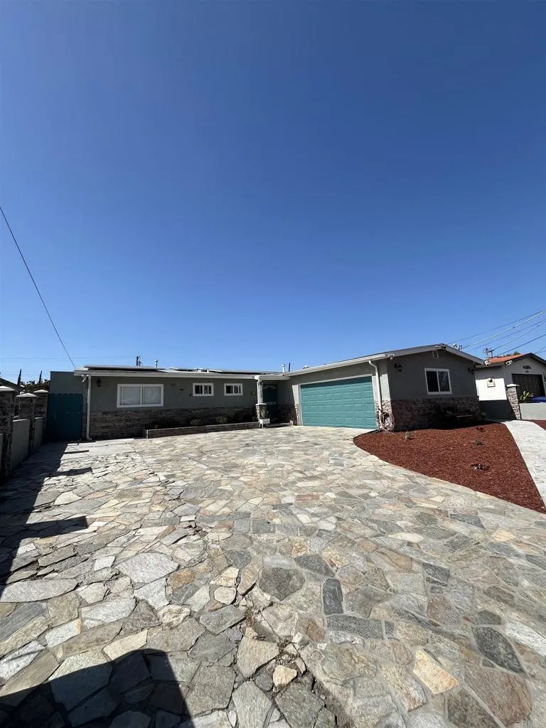 https://cdn.realtyfeed.com/cdn/127/306700718/80b71108dd23a5f70c43079f7764dafe.webp