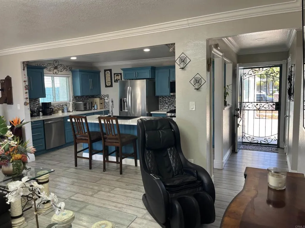 https://cdn.realtyfeed.com/cdn/127/306700718/9469f49beace90a3dfa1a7f073bc9801.webp