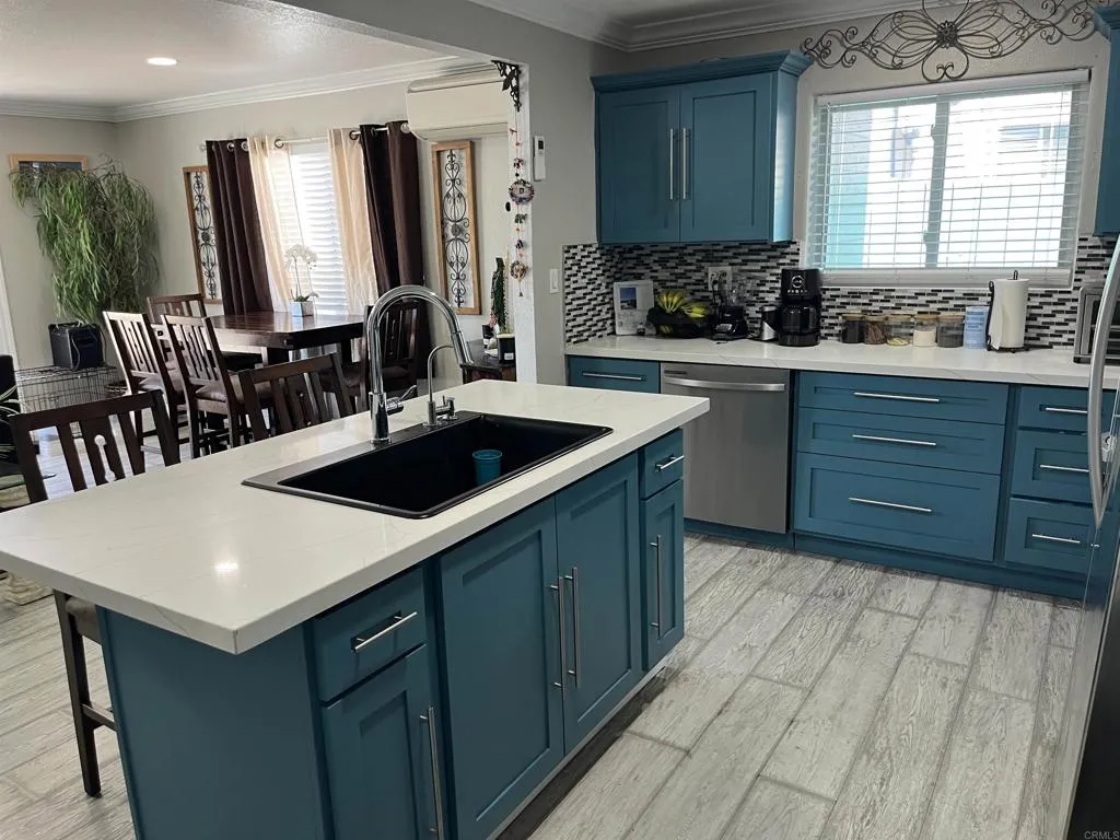 https://cdn.realtyfeed.com/cdn/127/306700718/abee37f56d19f5f5cf48f51291228645.webp