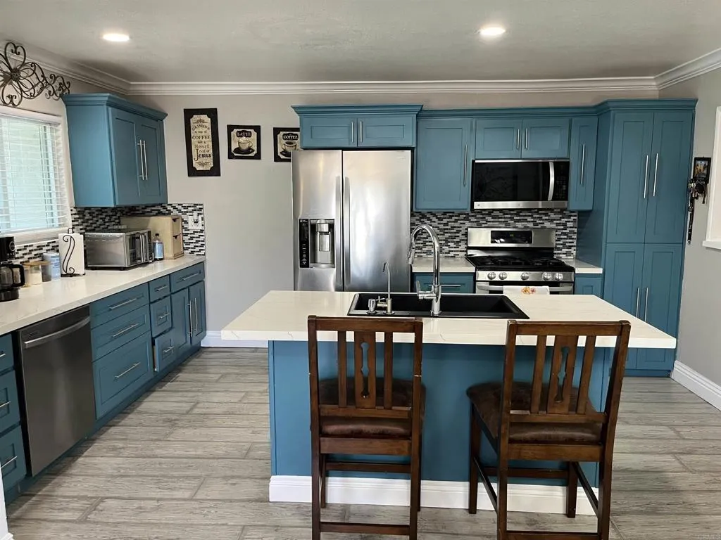 https://cdn.realtyfeed.com/cdn/127/306700718/b717e988cc12acdf3648b6790c0a4451.webp