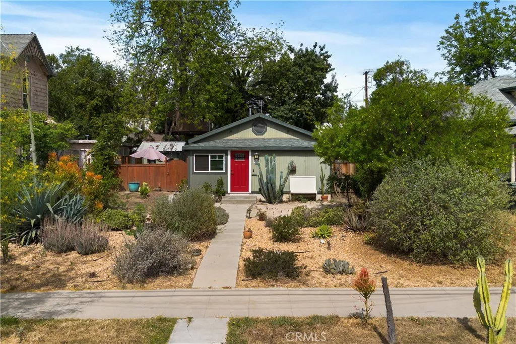 Riverside, CA 92501
