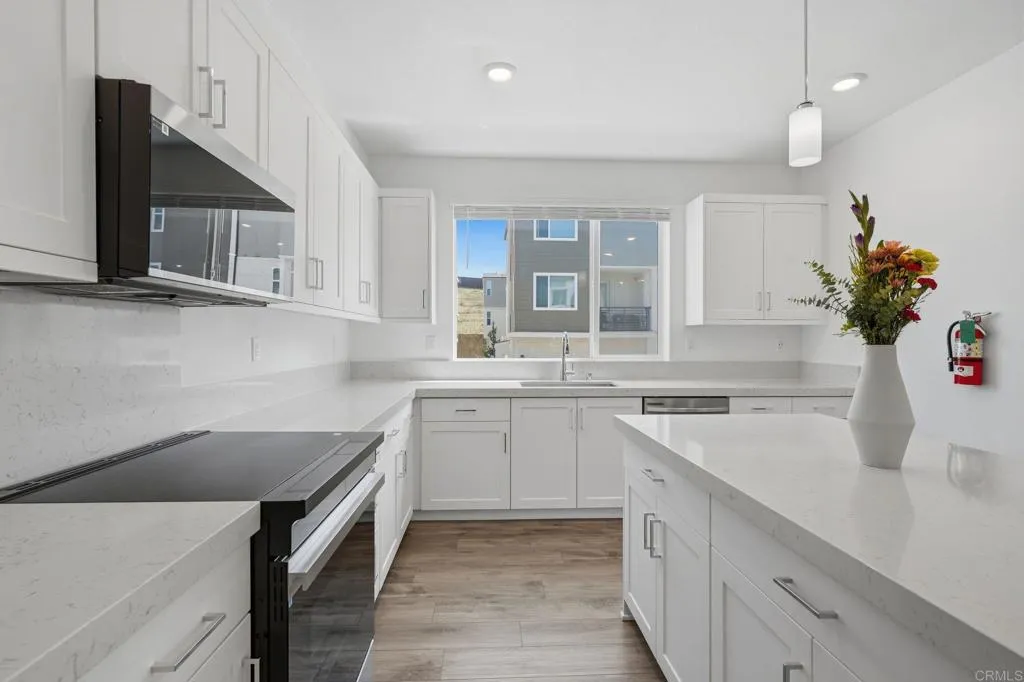 Photo #15: PTP2603033 Listing: Photo #15