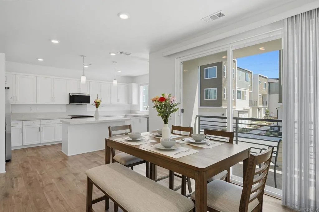 Photo #8: PTP2603033 Listing: Photo #8