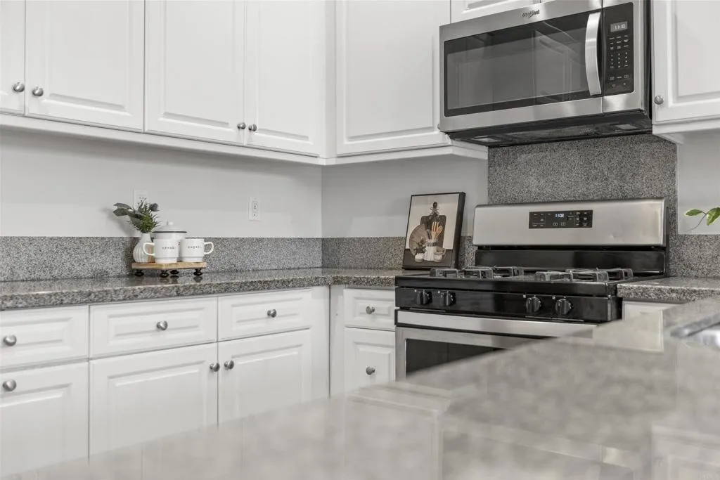 Photo #13: PTP2603034 Listing: Photo #13