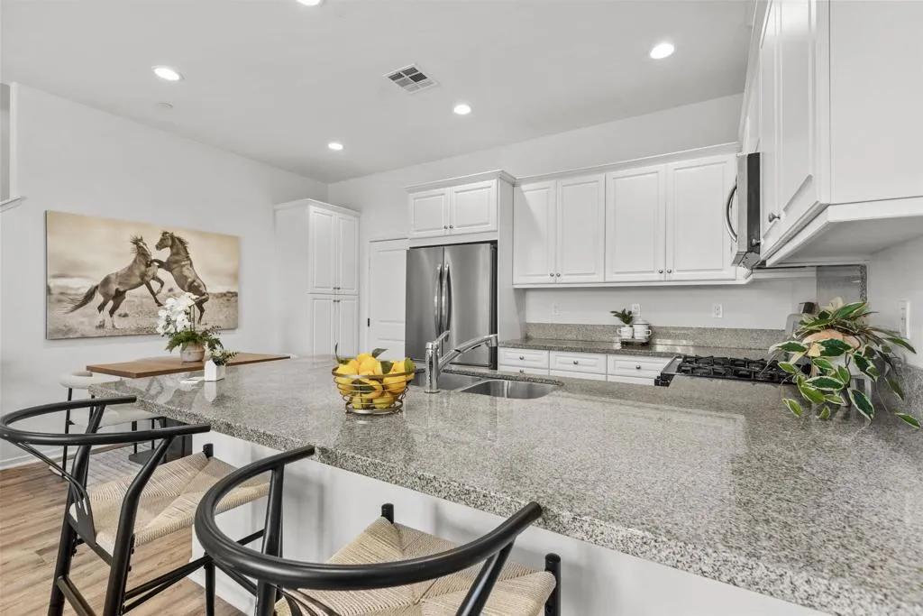 Photo #12: PTP2603034 Listing: Photo #12