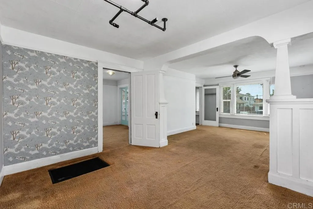 https://cdn.realtyfeed.com/cdn/127/306700836/6fbcef1e9b378cec025a11eeb88de298.webp