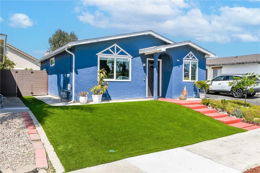 https://cdn.realtyfeed.com/cdn/127/306700858/b2d0ba78dd583558eeb0c347c56d4cee.webp