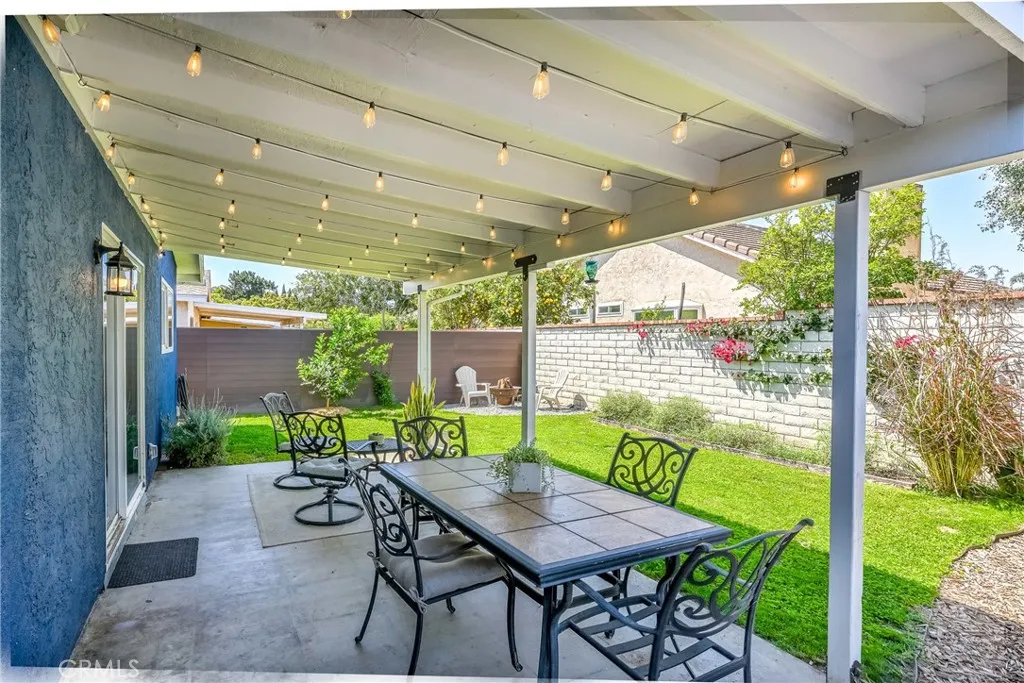 https://cdn.realtyfeed.com/cdn/127/306700858/b9bef8f3d6abcdceead482af7b684773.webp