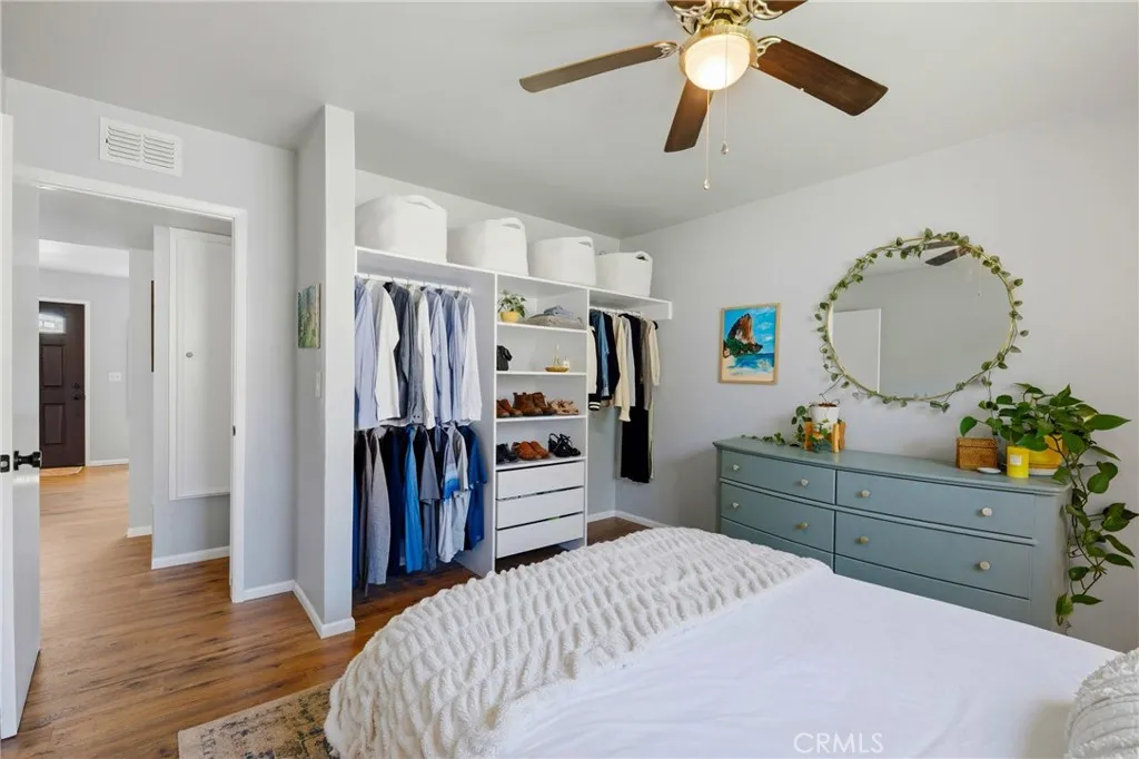 https://cdn.realtyfeed.com/cdn/127/306700858/ca576e450f1f674993cd84a777fc4833.webp