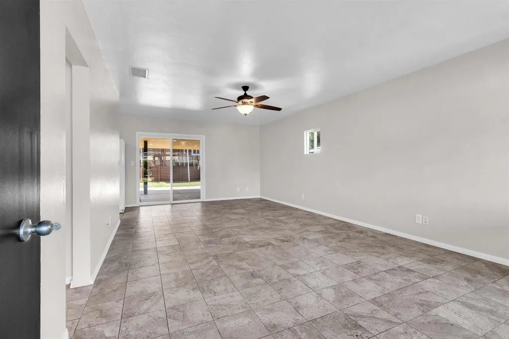 https://cdn.realtyfeed.com/cdn/127/306700889/6f7e1043e3fcdd64a5c92de7b467def9.webp