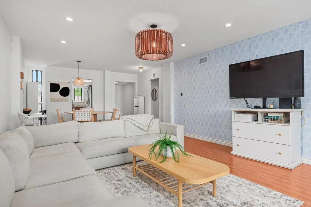 Photo #1: NDP2603903 Listing: Photo #1