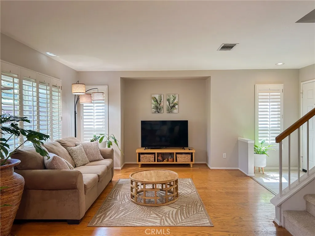 Photo #7: SR26084336 Listing: Photo #7