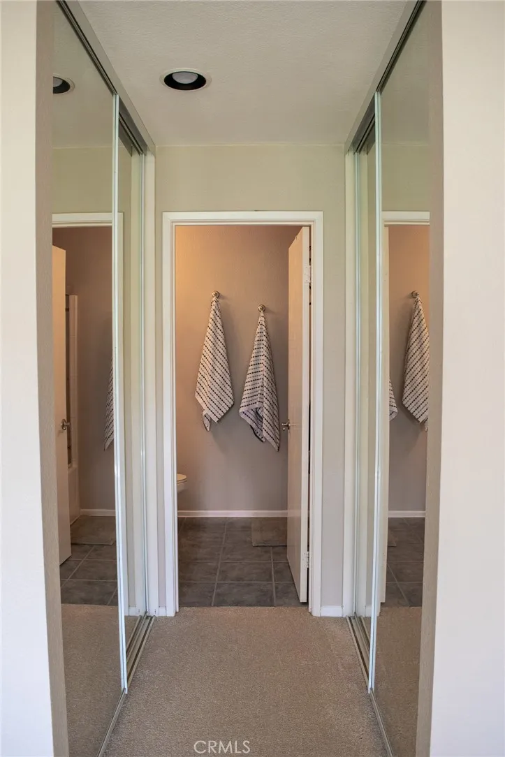 https://cdn.realtyfeed.com/cdn/127/306700934/500854a7f3cd43d1822d8859639ff5a0.webp