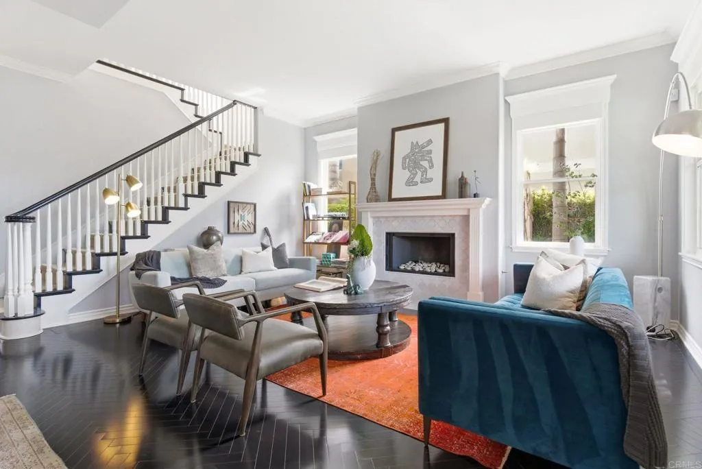 https://cdn.realtyfeed.com/cdn/127/306700941/2af34659c988f81d9899410aa93c27a9.webp