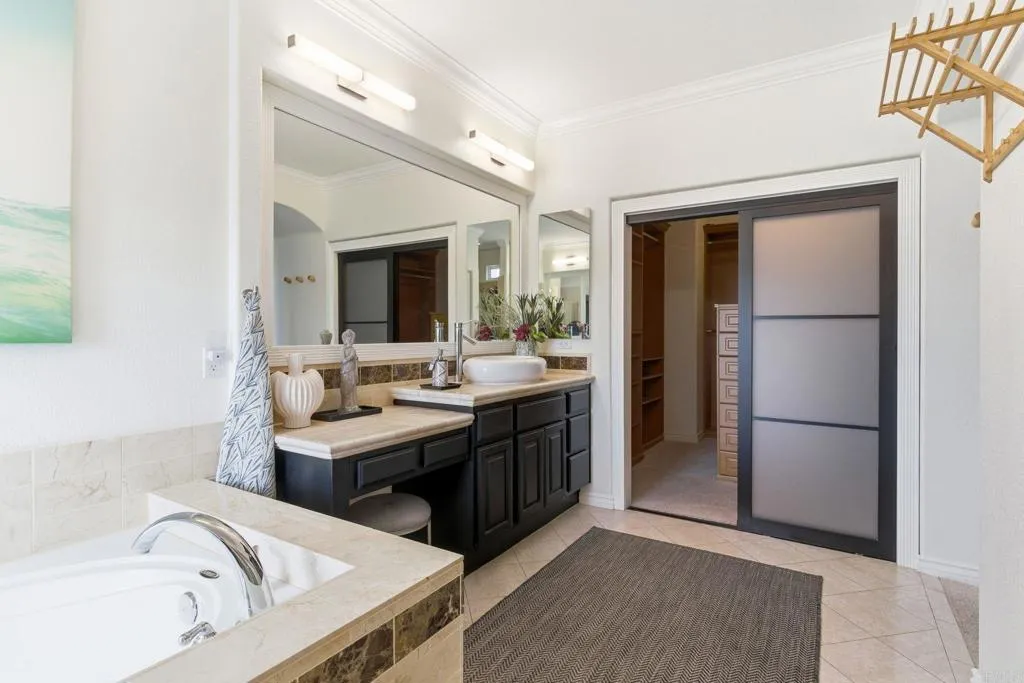 https://cdn.realtyfeed.com/cdn/127/306700941/5bc0aee3af9624d5028f1ed3c8bd7105.webp