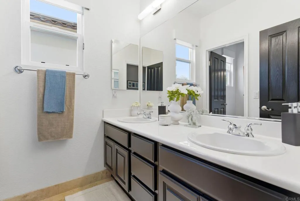 https://cdn.realtyfeed.com/cdn/127/306700941/d2feed99c67d3fddc377eeead0b99c29.webp