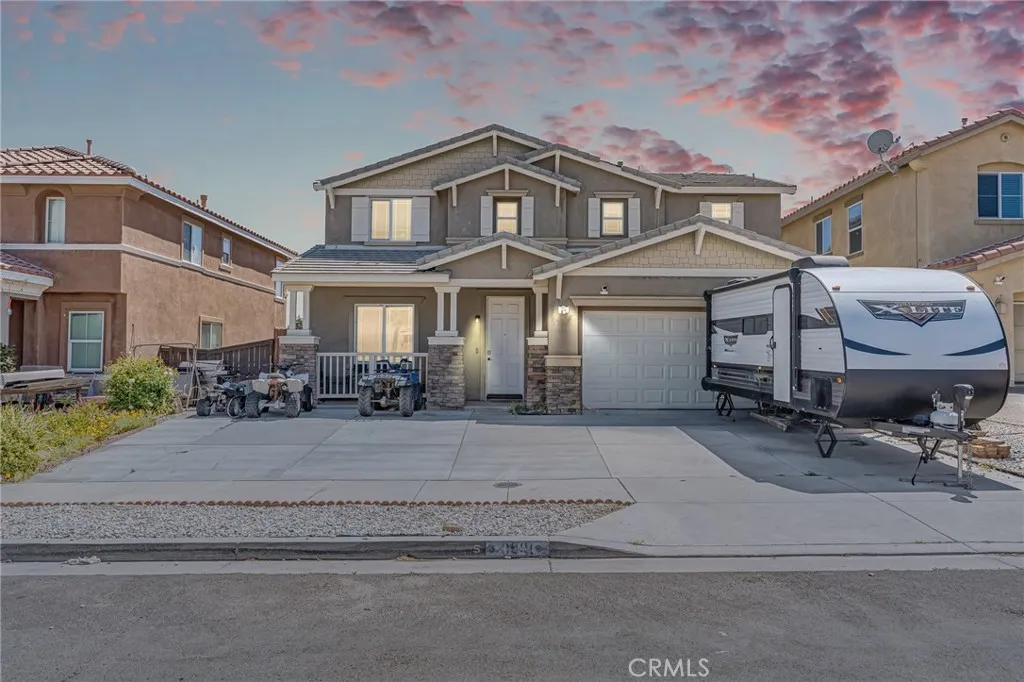 Oak Hills, CA 92344