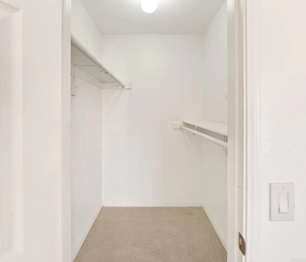 https://cdn.realtyfeed.com/cdn/127/306700980/a1b44b80cdf383f72f2b27a900a86c5e.webp