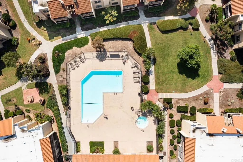 https://cdn.realtyfeed.com/cdn/127/306700980/a6f57f95b06738b7e51d1a5f18a8f7e4.webp