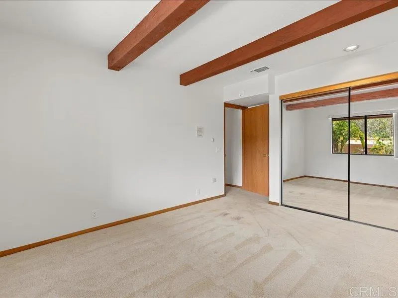 https://cdn.realtyfeed.com/cdn/127/306700991/37f59b6f6e760d14145eff1f45af0230.webp