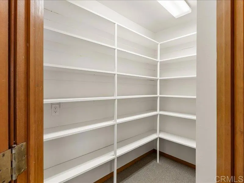 https://cdn.realtyfeed.com/cdn/127/306700991/63711707bcf946e936157cc350016910.webp