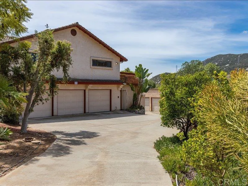 https://cdn.realtyfeed.com/cdn/127/306700991/840dcb68876aca7773fe0d6b8e105655.webp