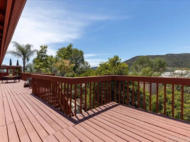 https://cdn.realtyfeed.com/cdn/127/306700991/d67c4863e5524e5079d29104dcb6561b.webp