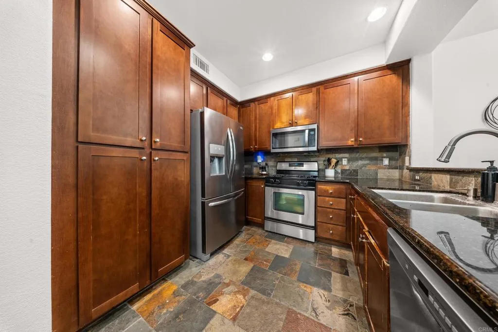 Photo #4: PTP2603041 Listing: Photo #4