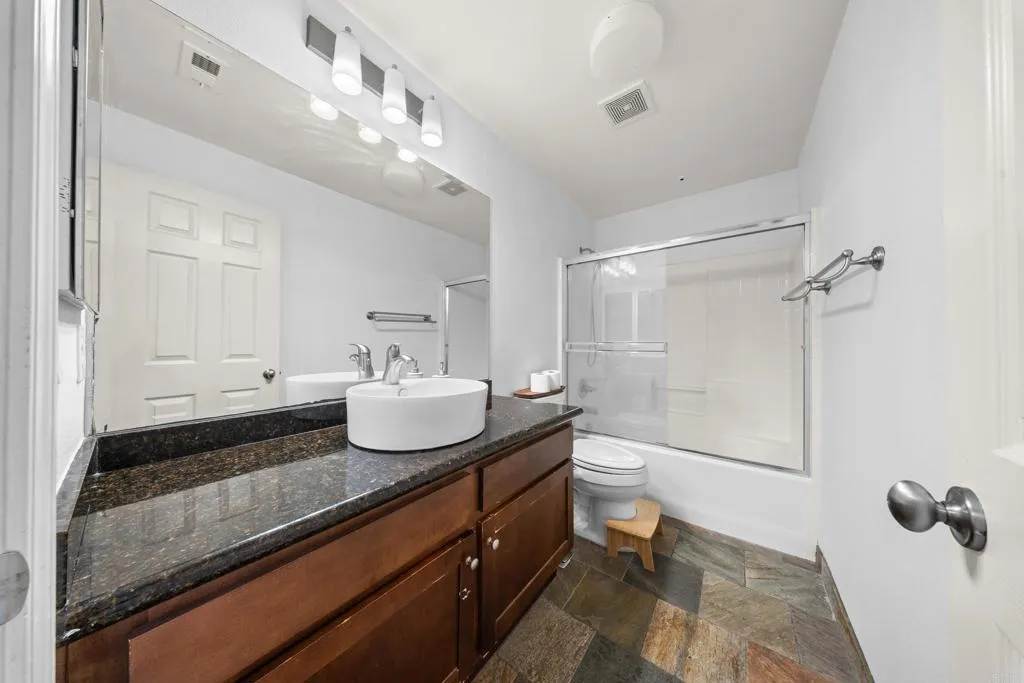 Photo #11: PTP2603041 Listing: Photo #11