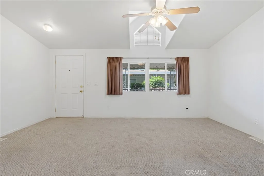 100 Westwood UNIT 129, Porterville, CA, 93257