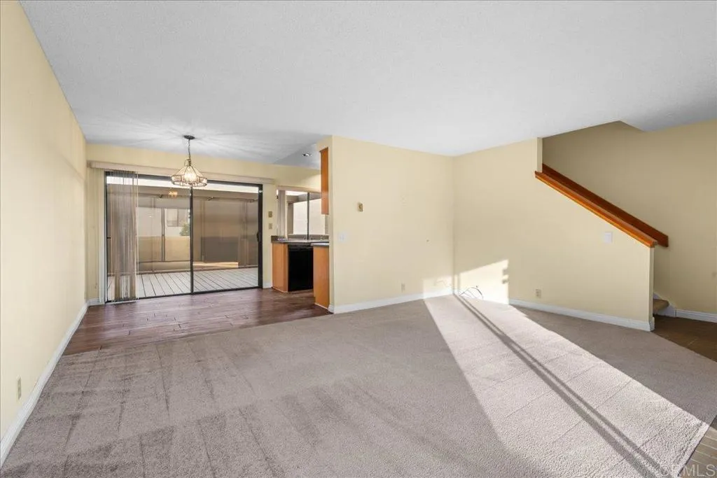 https://cdn.realtyfeed.com/cdn/127/306701040/1864cee7dfb2529beeb904c3414b0fe1.webp