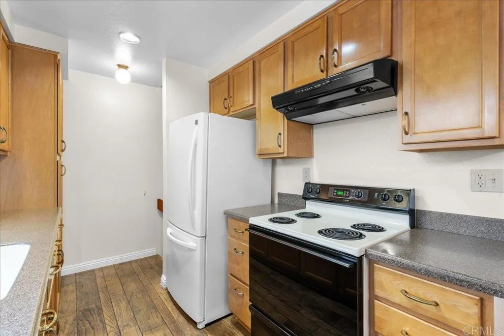 https://cdn.realtyfeed.com/cdn/127/306701040/74eb2957aac6309ba9f5af545add5a33.webp