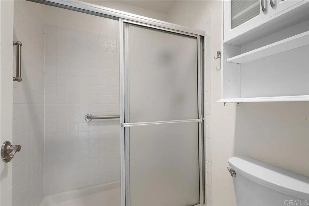 https://cdn.realtyfeed.com/cdn/127/306701040/9d43b8786d682576d2e3bc2b26e7f0f2.webp