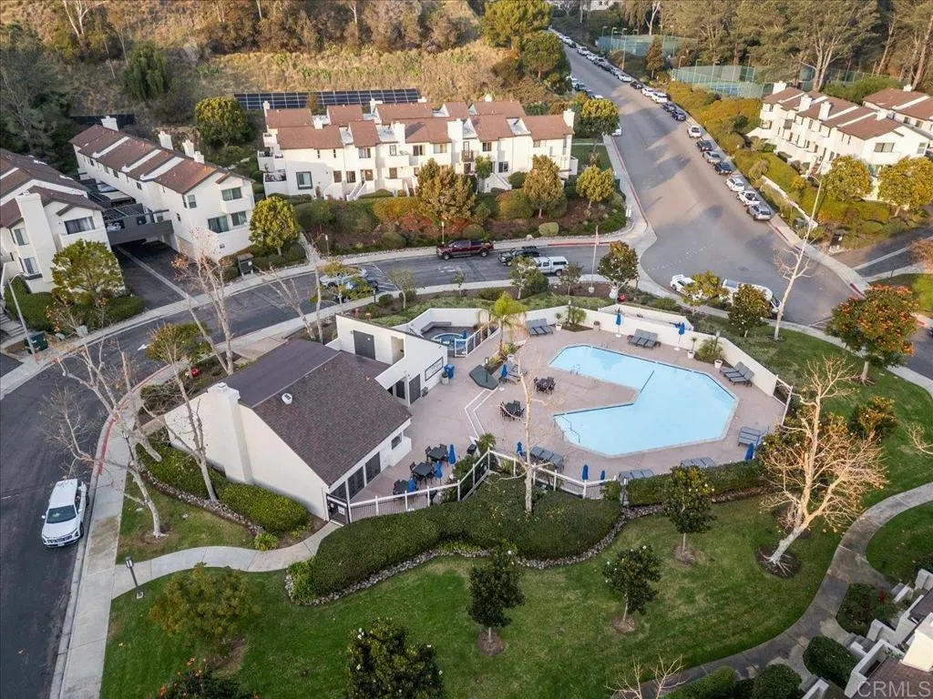 https://cdn.realtyfeed.com/cdn/127/306701040/9fcfda7aea1ecadf49eb577c5c9e87c4.webp