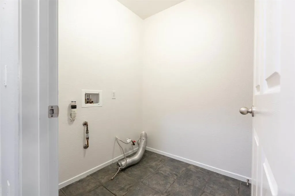 Photo #8: PTP2603046 Listing: Photo #8