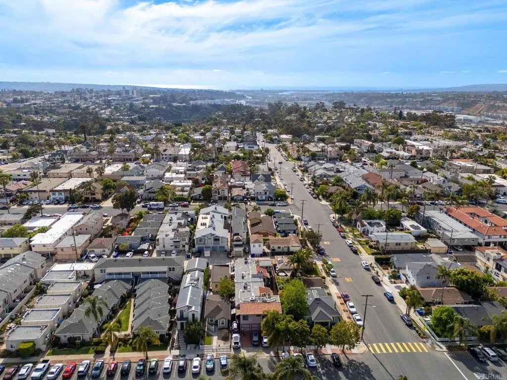 https://cdn.realtyfeed.com/cdn/127/306701064/97aa888d43d5467ddfc1d797224fbfd9.webp