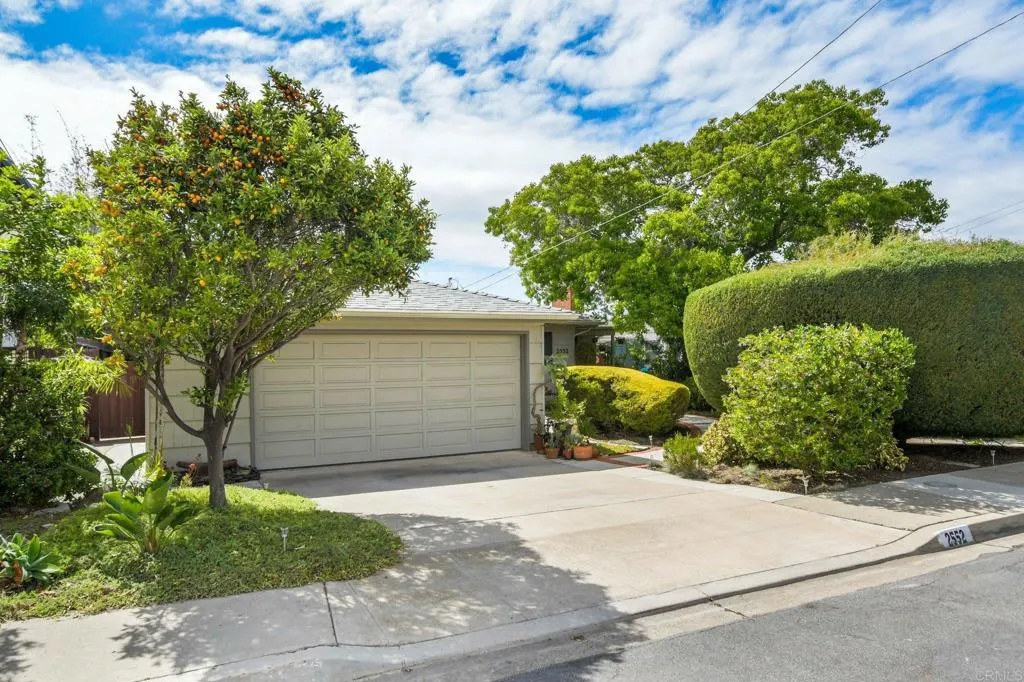 https://cdn.realtyfeed.com/cdn/127/306701106/404ed2c203ac78f178e6a2490448c921.webp