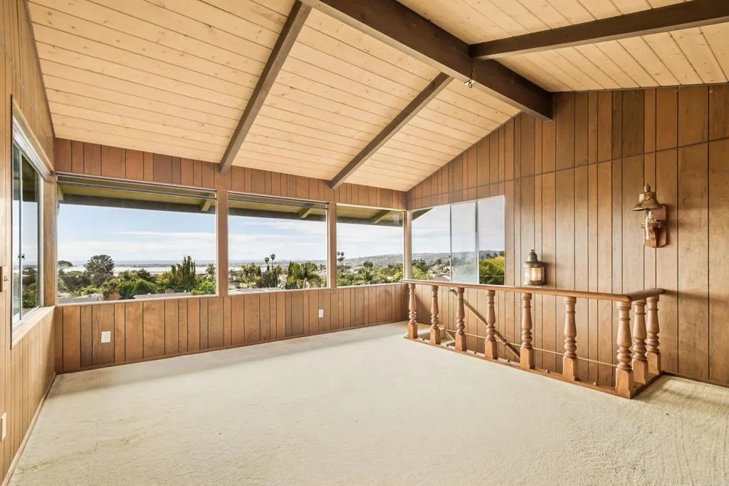 https://cdn.realtyfeed.com/cdn/127/306701106/49b89ab091f4eed90b186aafde84c063.webp