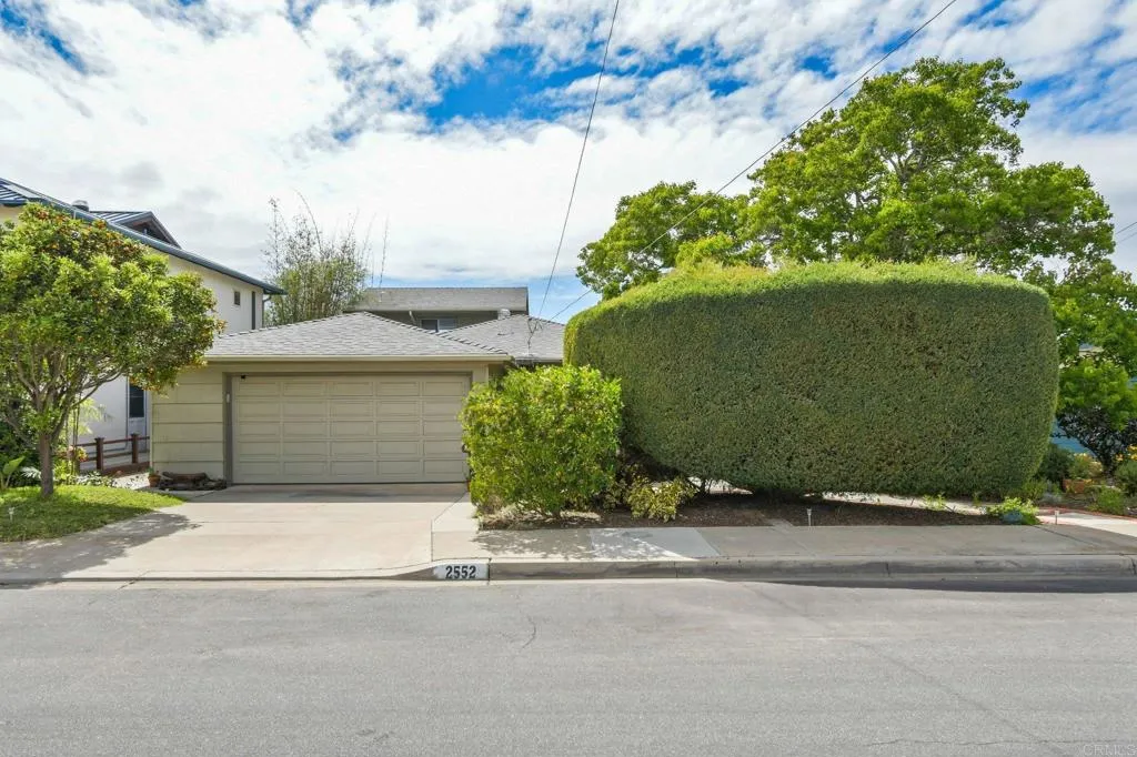 https://cdn.realtyfeed.com/cdn/127/306701106/8a288cfaf888cecdd49c613ffcc069a9.webp